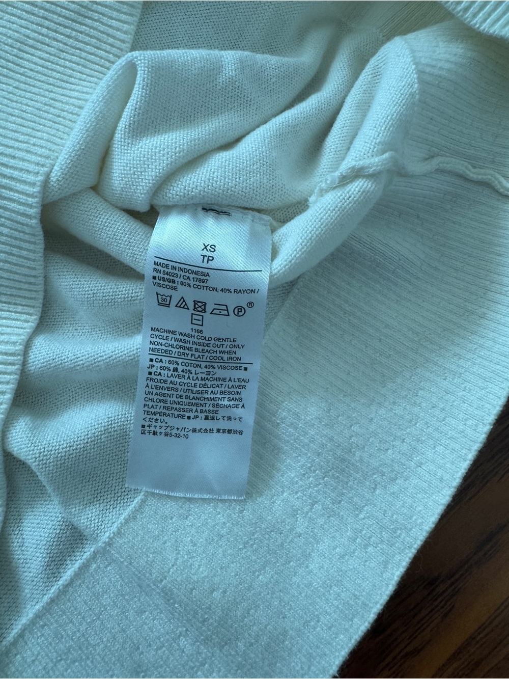 Banana Republic Forever Sweater 3-Pack | XS | Black, White & Light Blue - Picture 5 of 15